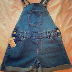 Windsor overall’s size large (run like a small!)